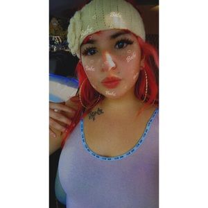 Meet your Posher, Chela